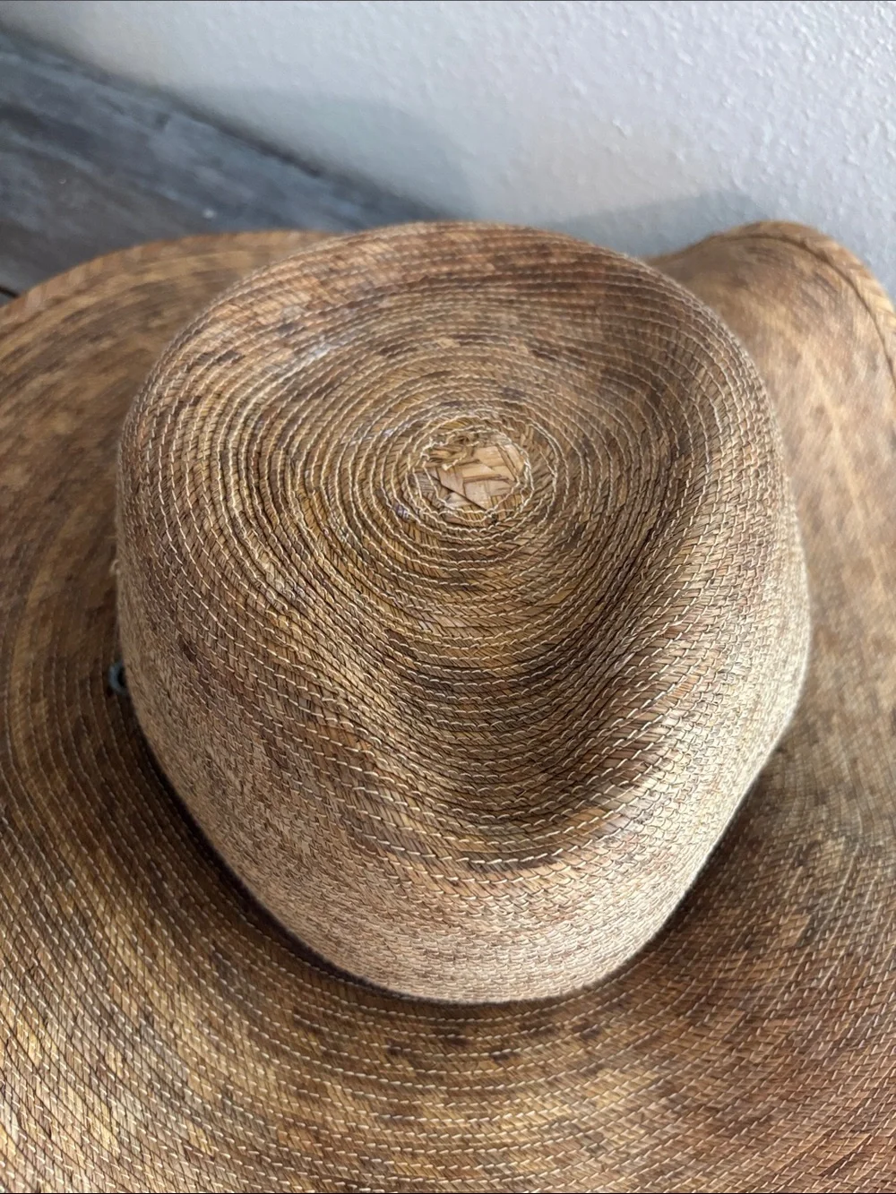 Tula hand-made palm fiber outback style hat Made in Mexico Austin Texas one size
